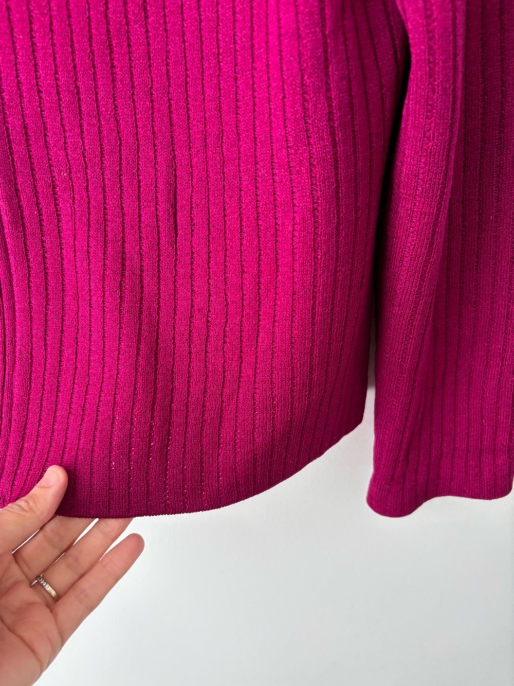 St. John Fuchsia Zip-Front Ribbed Knit Jacket - Picture 7 of 12
